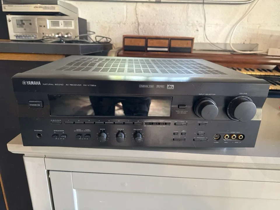 Yamaha Natural Sound AV Receiver RX-V795a
