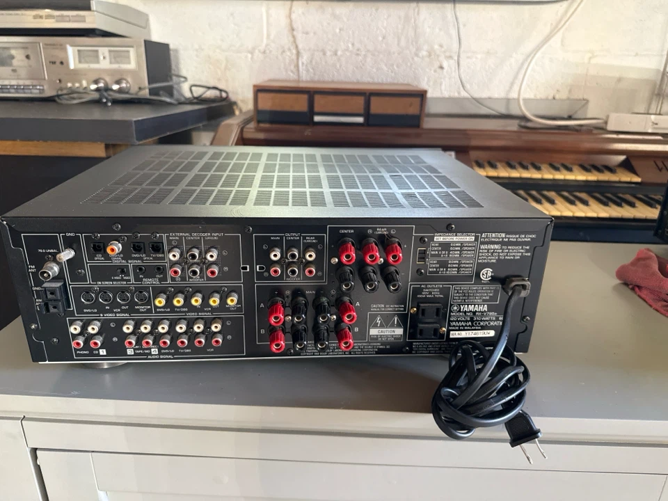 Yamaha Natural Sound AV Receiver RX-V795a - photo 2