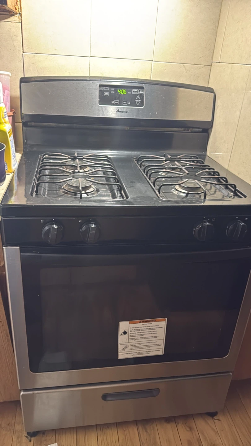 Amana Gas Range Stove - photo 2