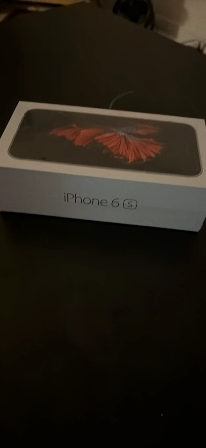 Apple iPhone 6S 32GB brand new, original sealed box
