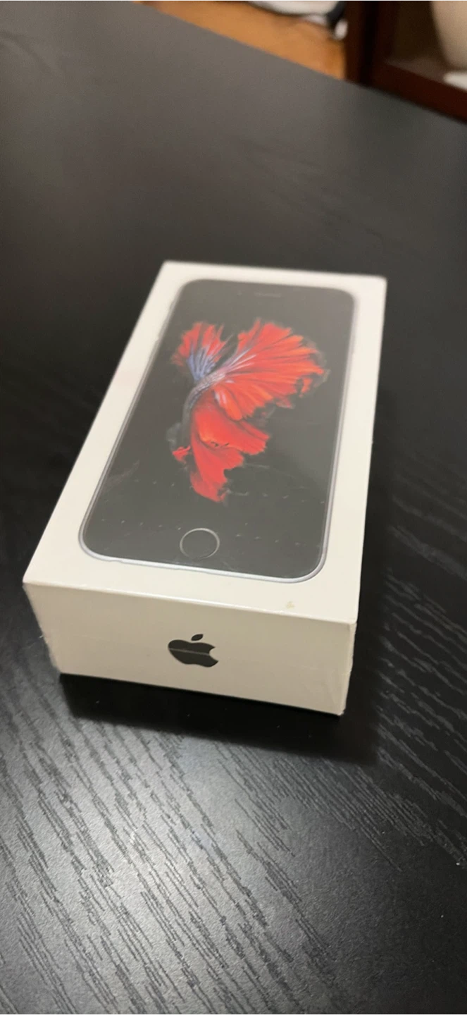 Apple iPhone 6S 32GB brand new, original sealed box - photo 2