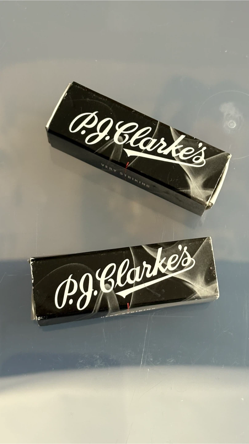 P.G. Clarke's Very Striking Matches (2 Boxes) - photo 3