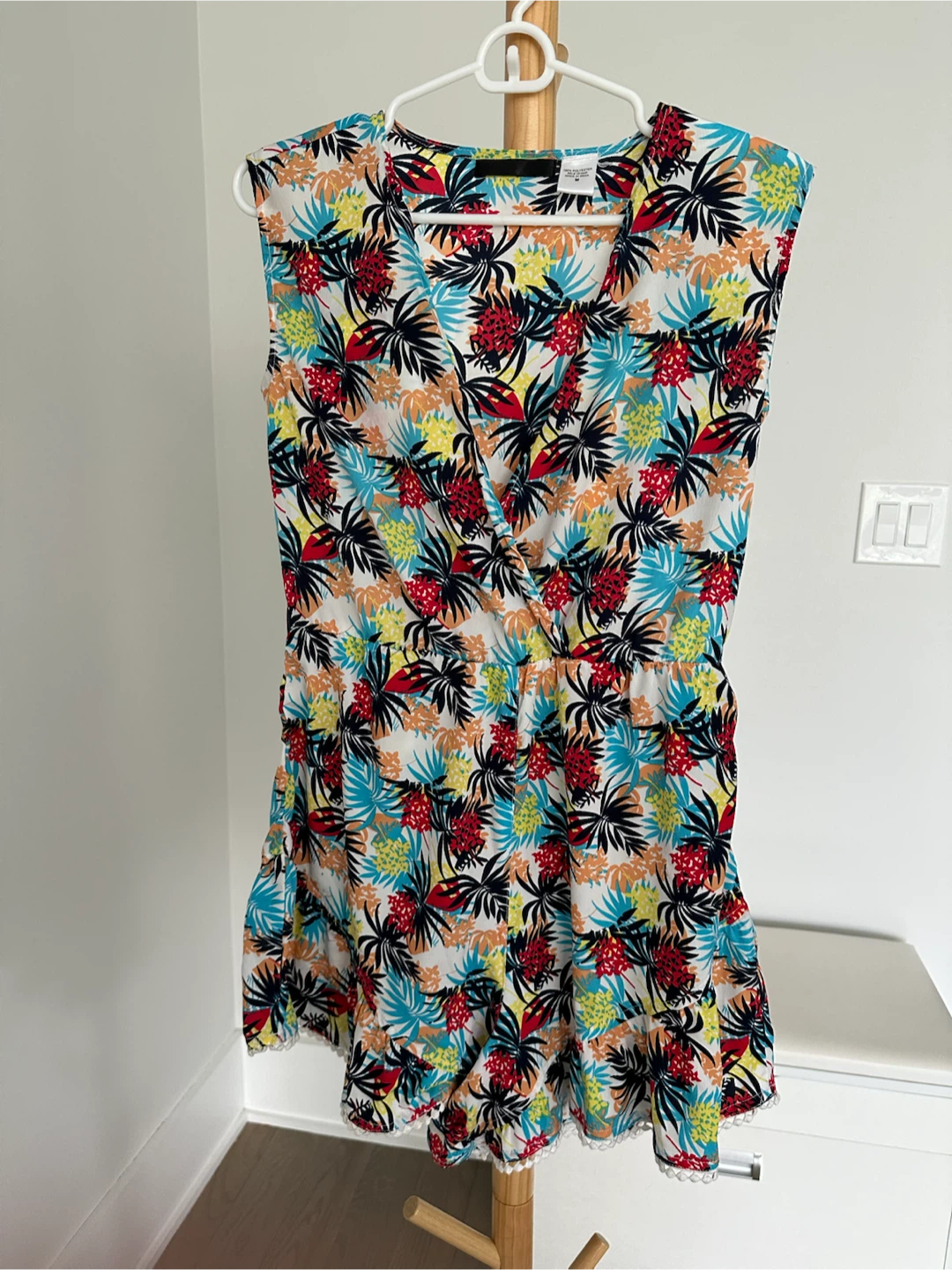 Women's Tropical Print Romper Size M