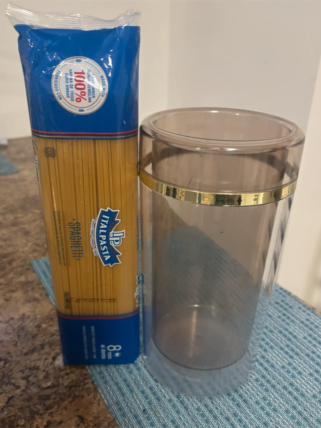 Plastic Tumbler with Gold Band Vase - photo 3