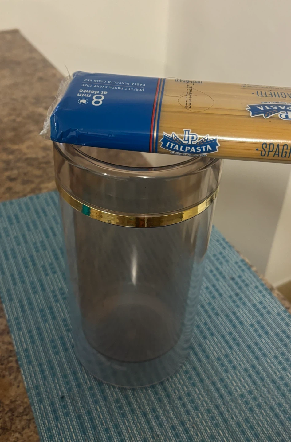 Plastic Tumbler with Gold Band Vase - photo 4