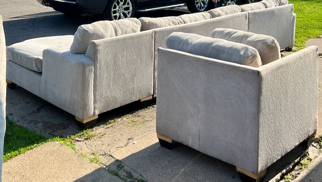 Beige Modular Sectional – Clean - photo 5