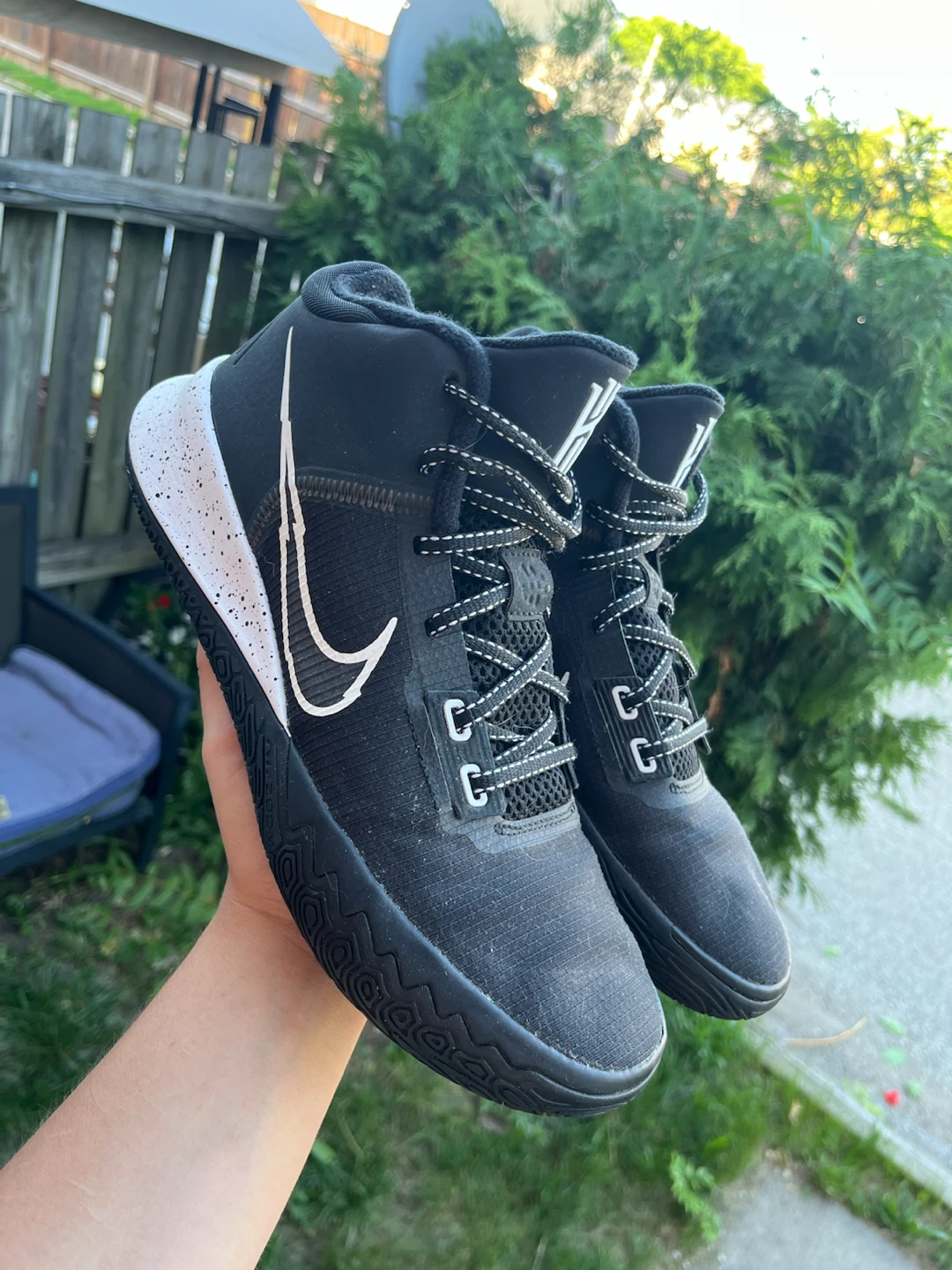 Boys size 9 Nikes