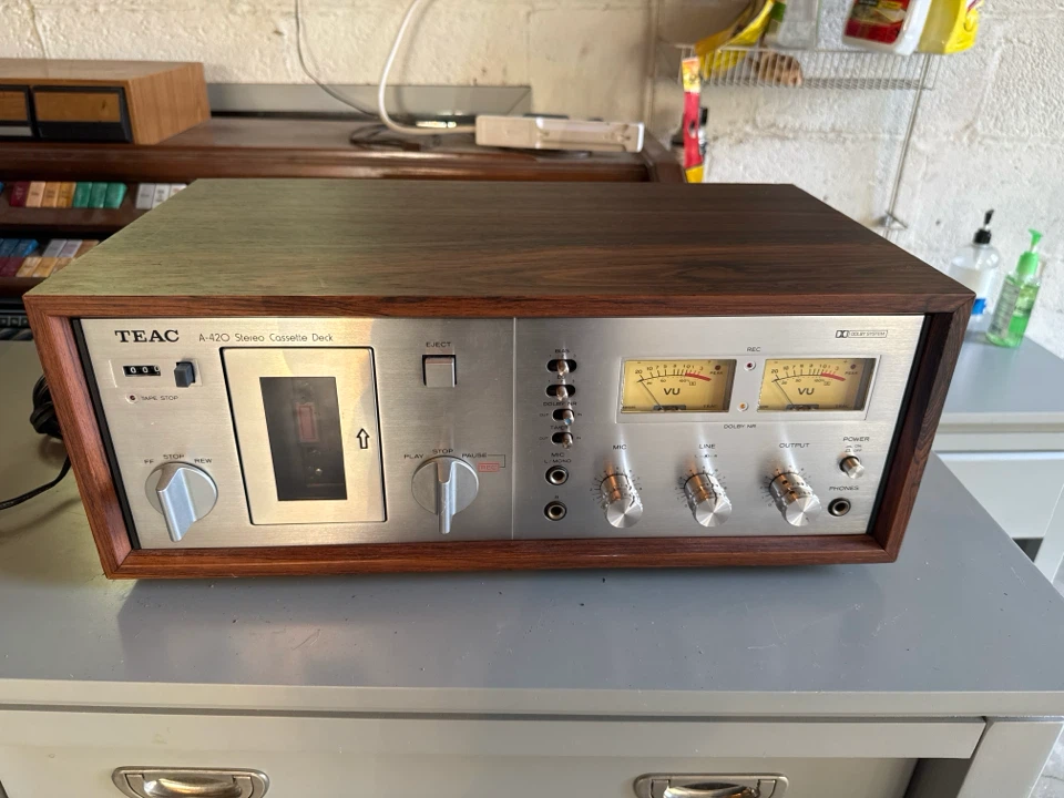 TEAC A-420 Stereo Cassette Deck