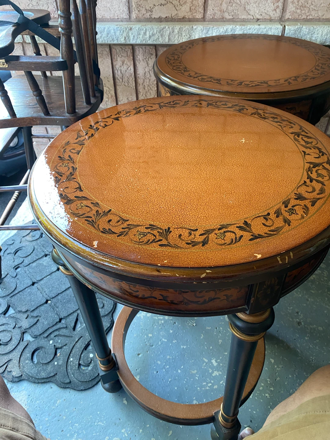 2 round tables with small drawers - photo 3