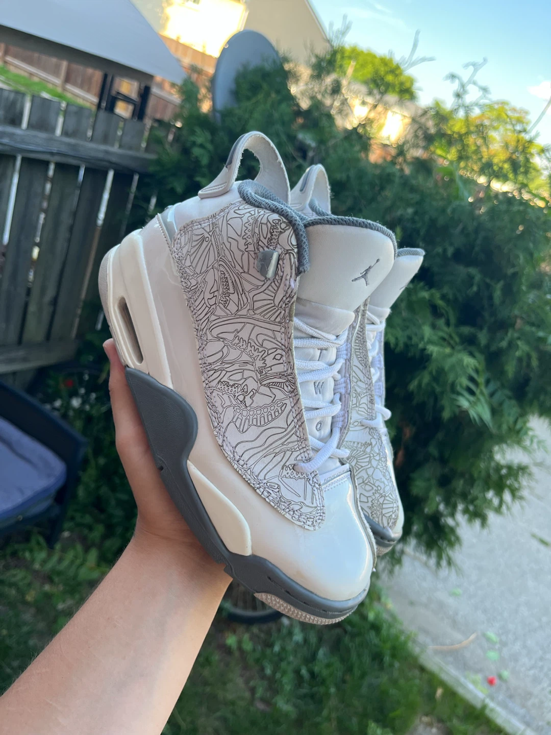 Size 5-5.5y Jordan’s