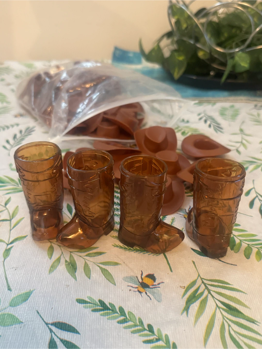 Mini plastic Cowboy Hats - photo 4