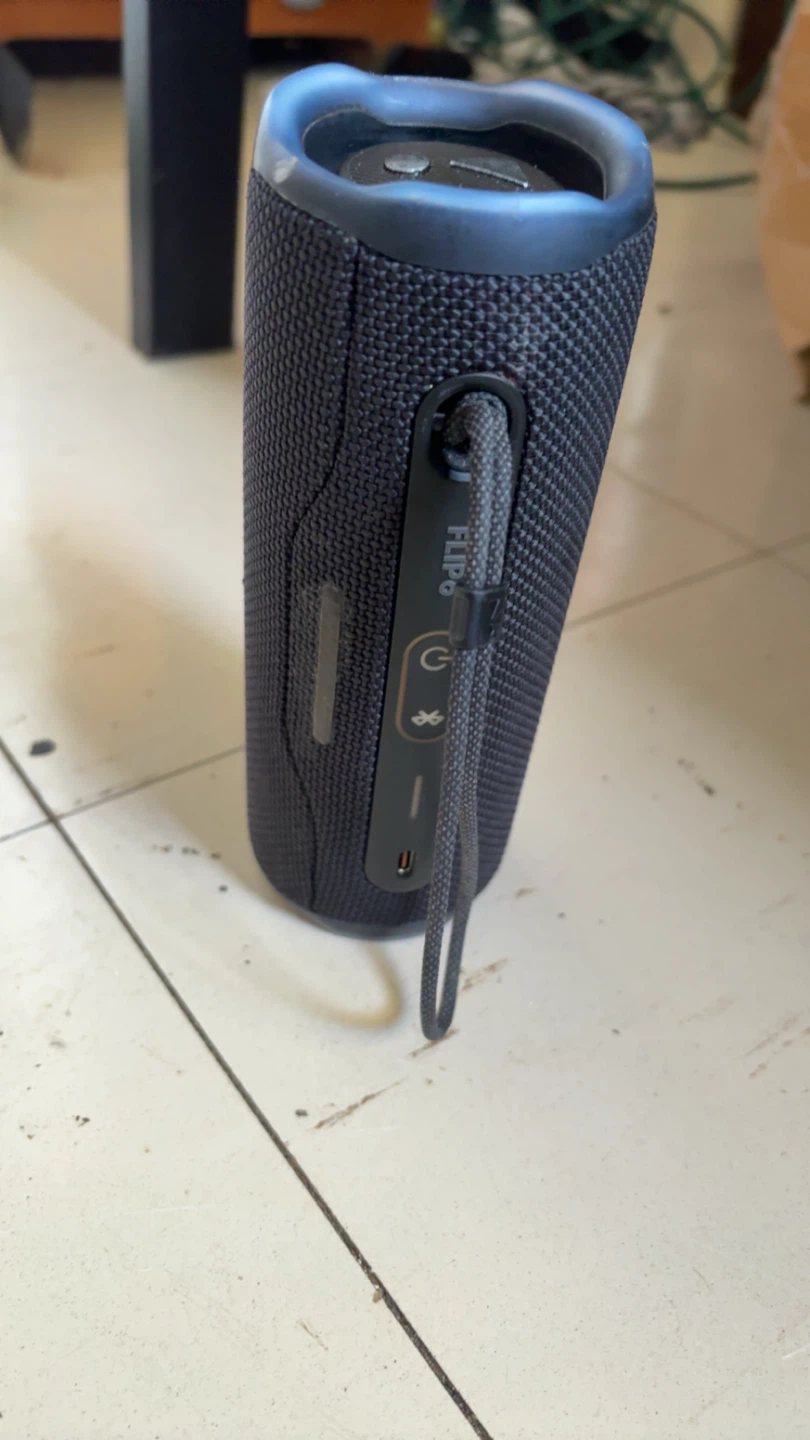 JBL Flip 6 Portable Waterproof Bluetooth Speaker - photo 2