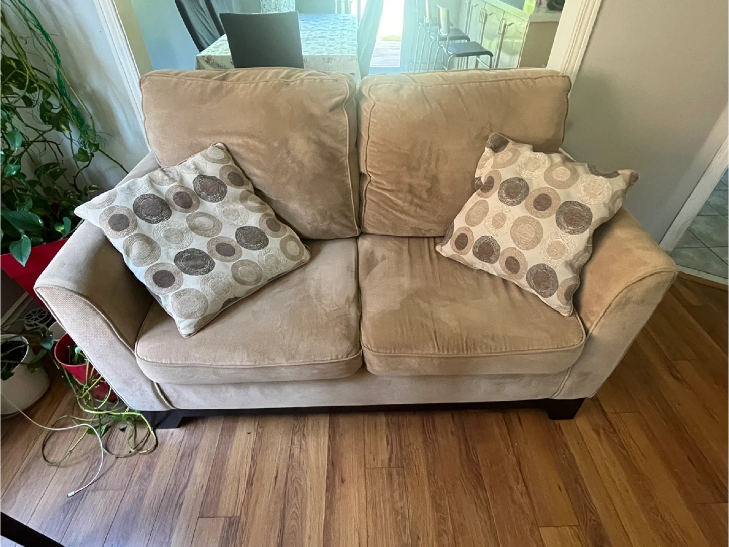 Sofa and Loveseat Set MADE IN CANADA - photo 2