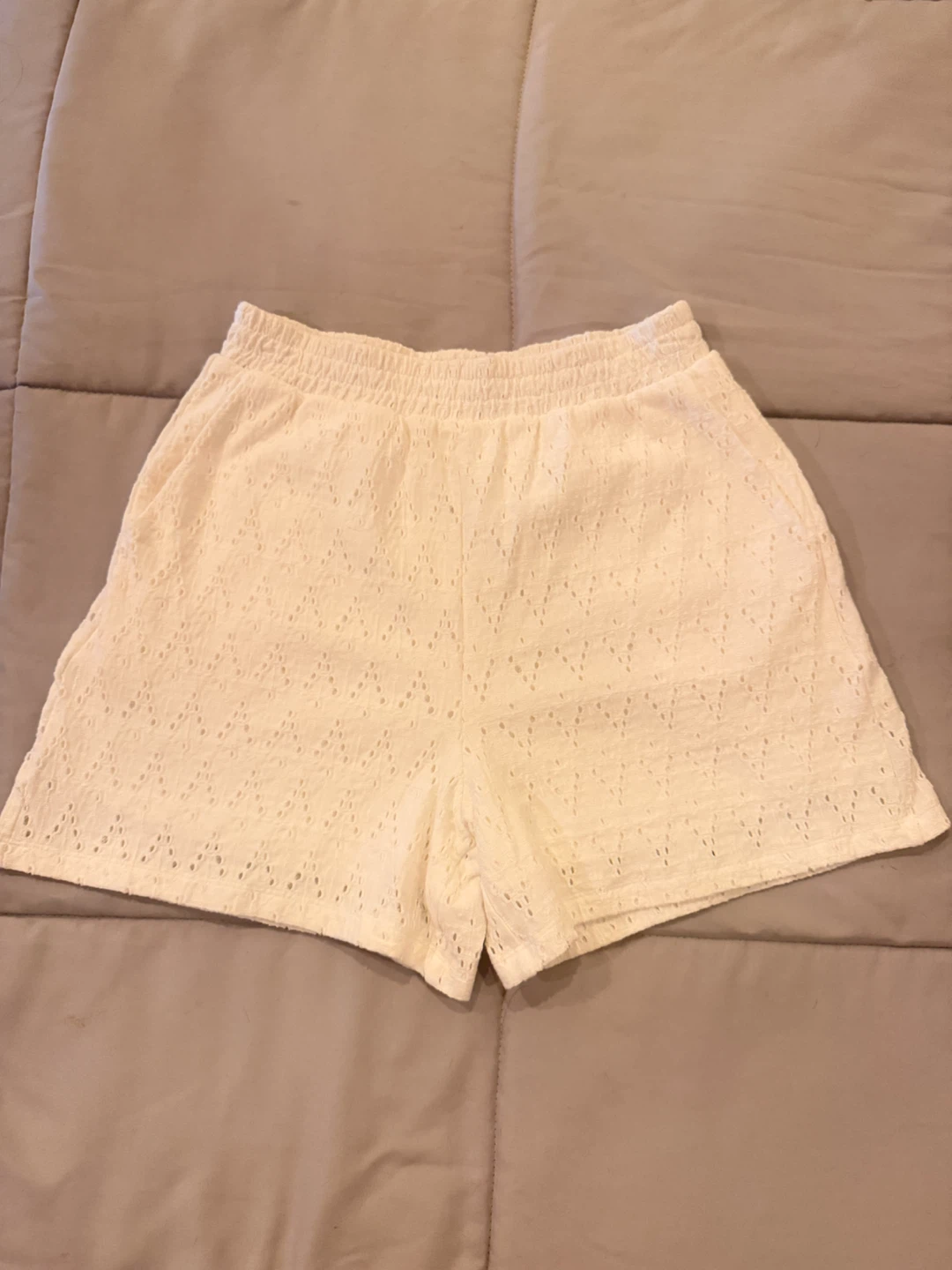 Devoted White Eyelet Shorts XS
