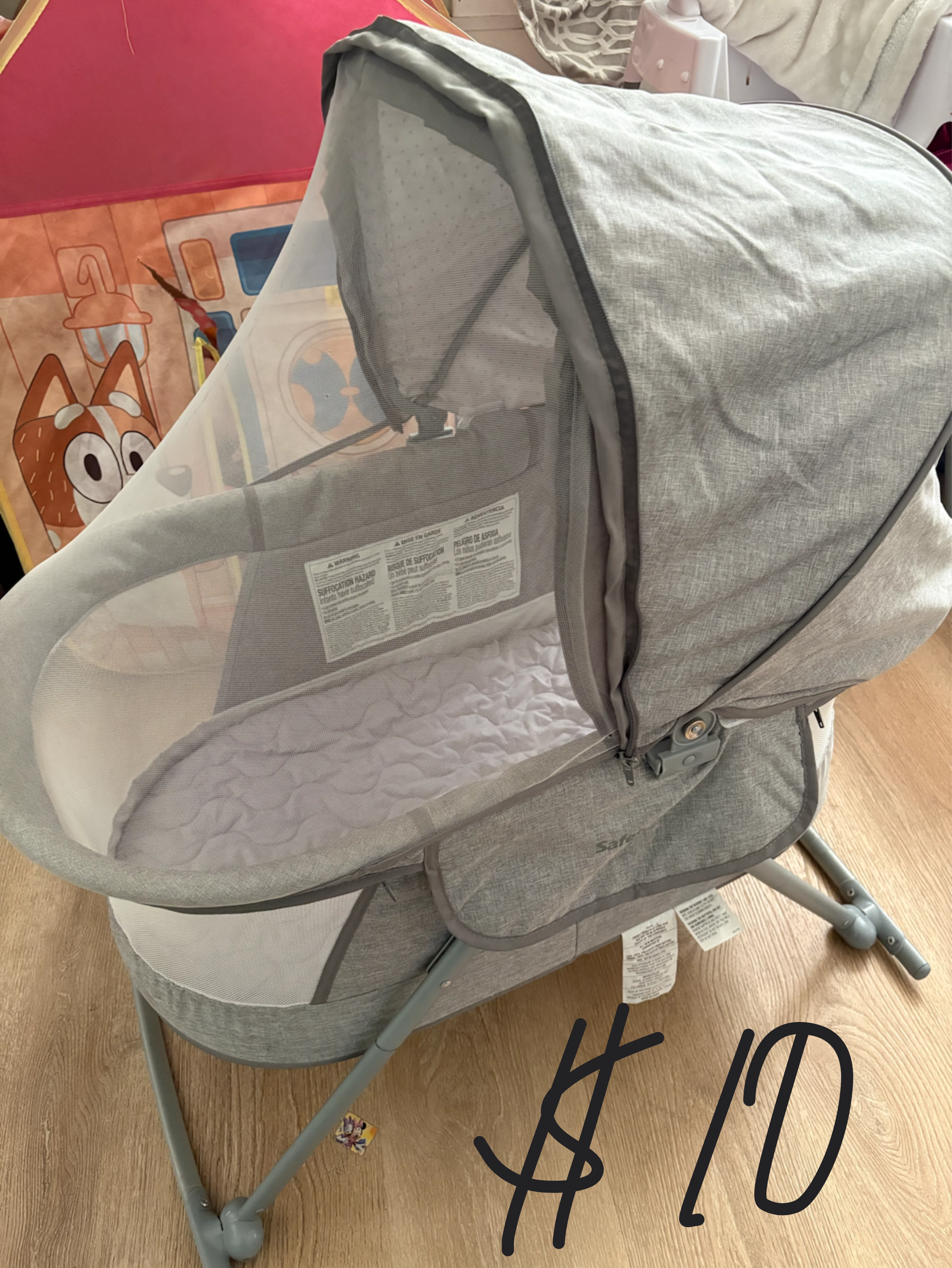 Safety 1st Bassinet - Pick up only