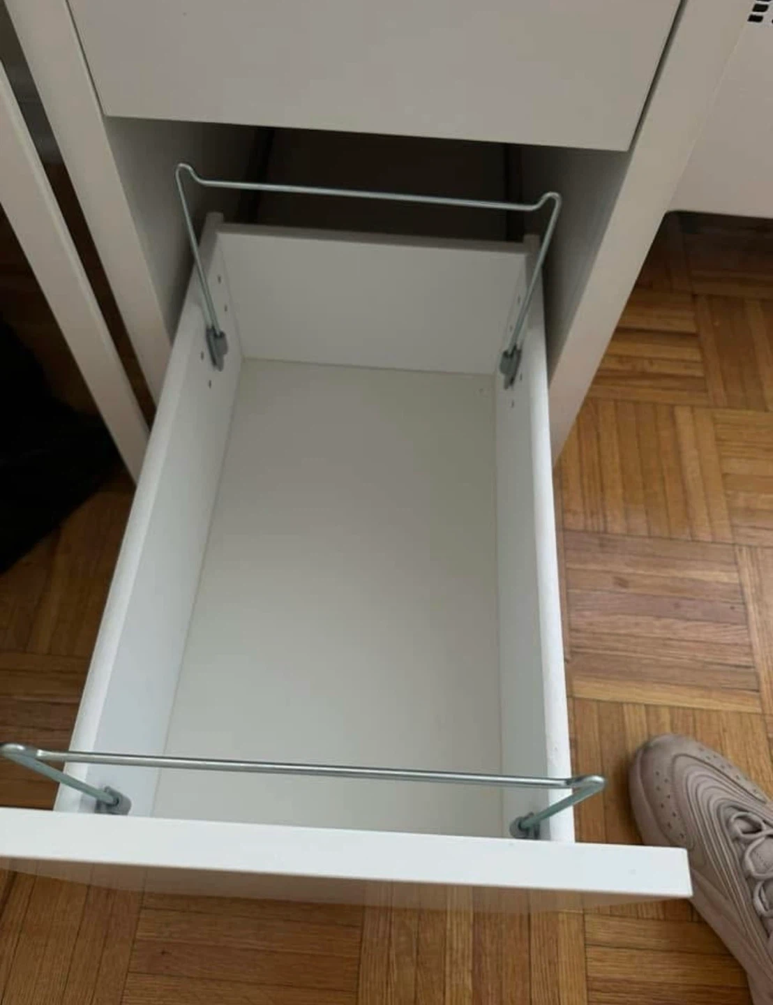 Cabinet drawer unit in white - photo 3