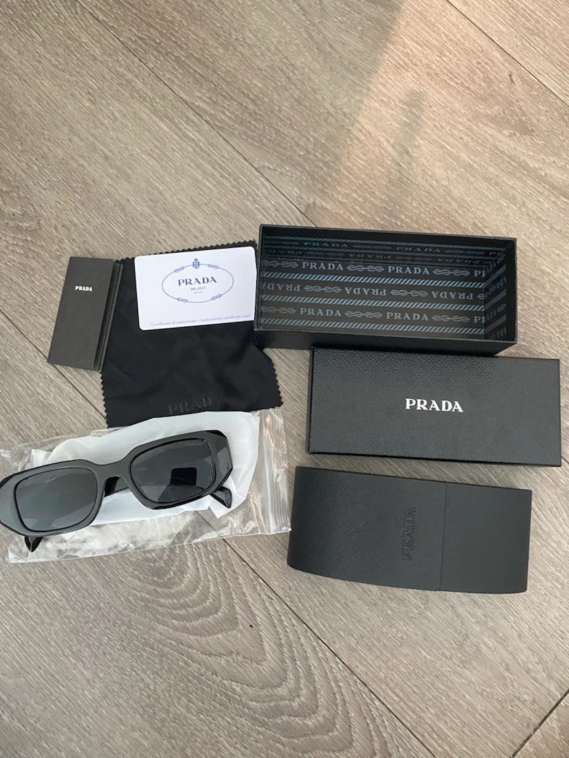 PRADA PR 17WS Black Frames- Woman Luxury Sunglasses