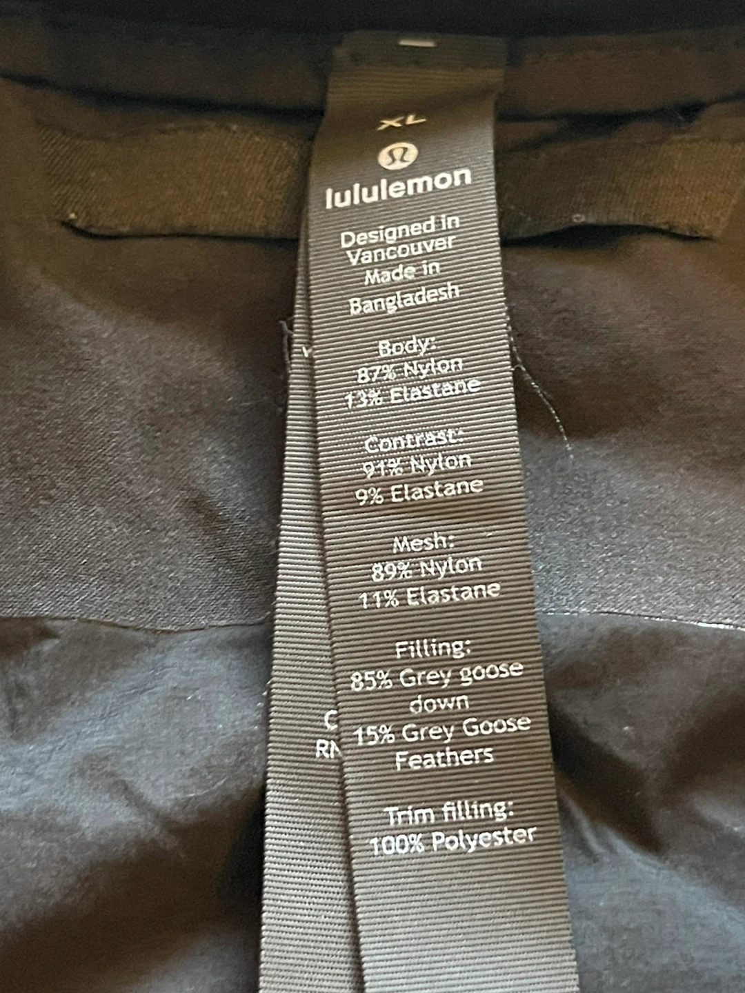 Lululemon Down Vest Black XL - photo 3