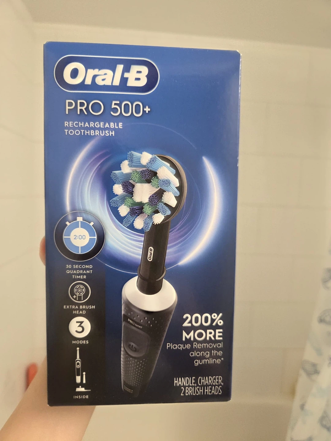Oral-B Pro 500+ Rechargeable Toothbrush - photo 3