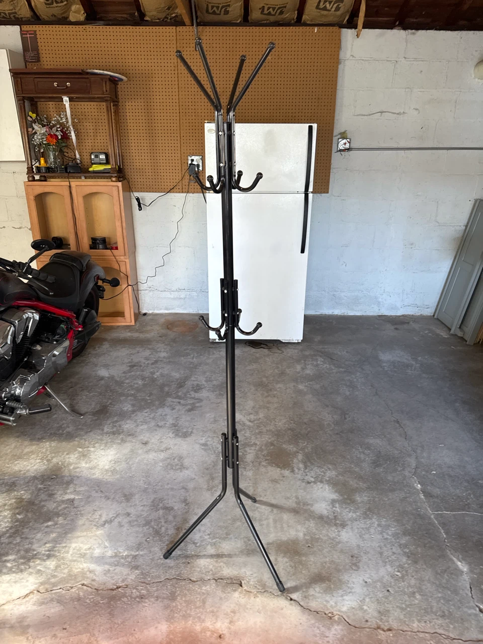 Black Metal Coat Rack - photo 2