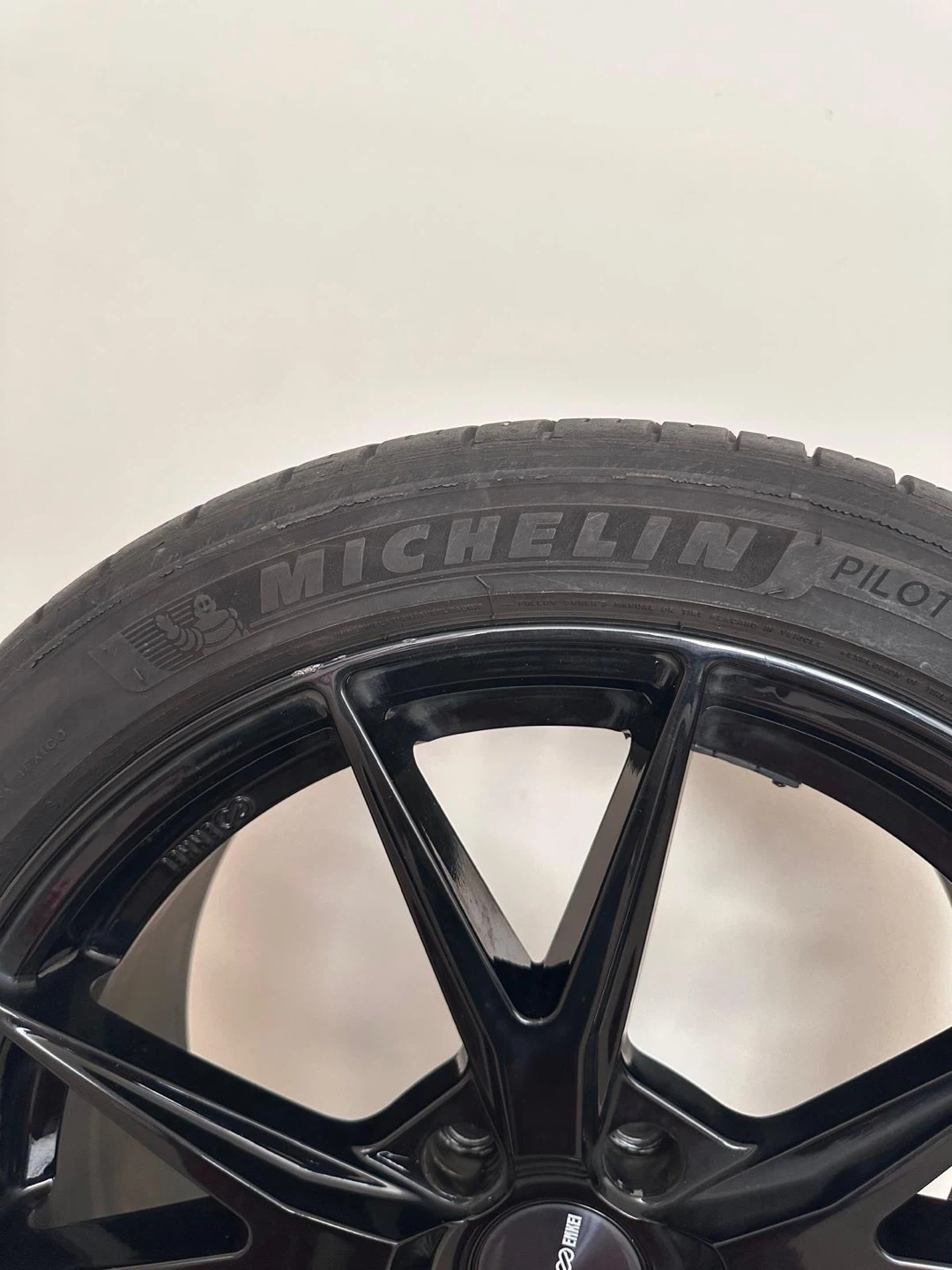 Michelin Pilot Sport All Season Tires 235/40 ZR 18 - photo 4