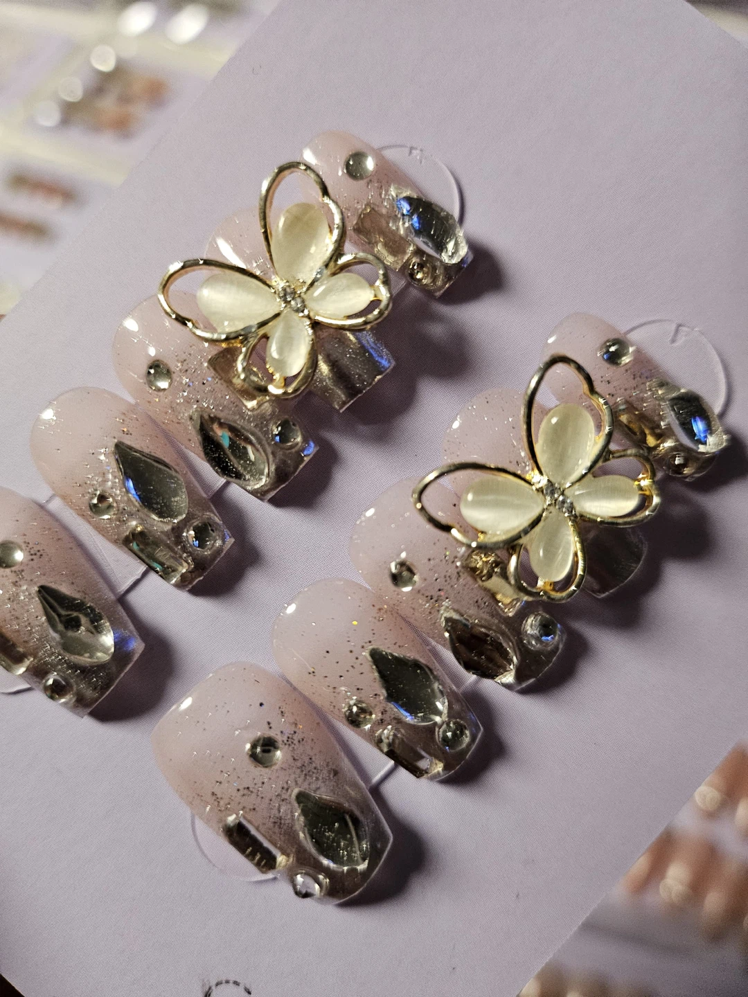 6 designs of Handcrafted Press-On Nail Sets - photo 4