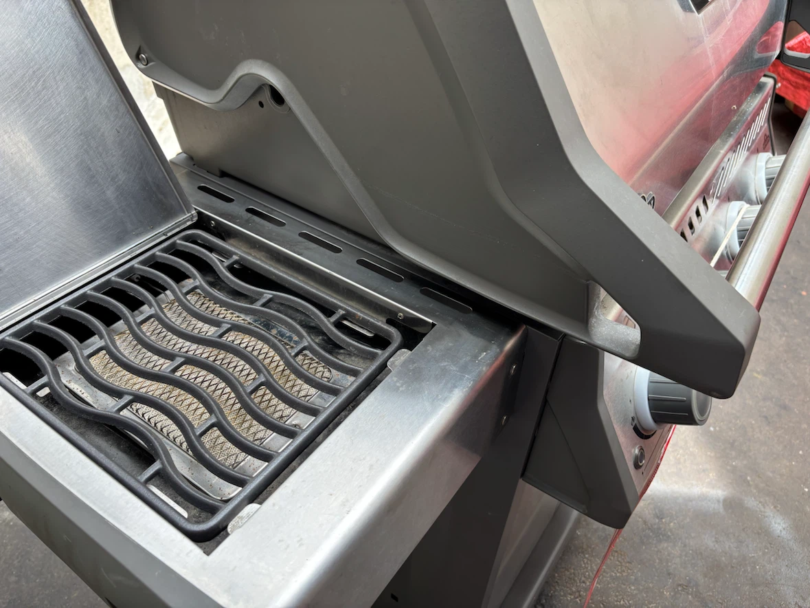 Napoleon Rogue SE PRO 525 Propane Grill - photo 4