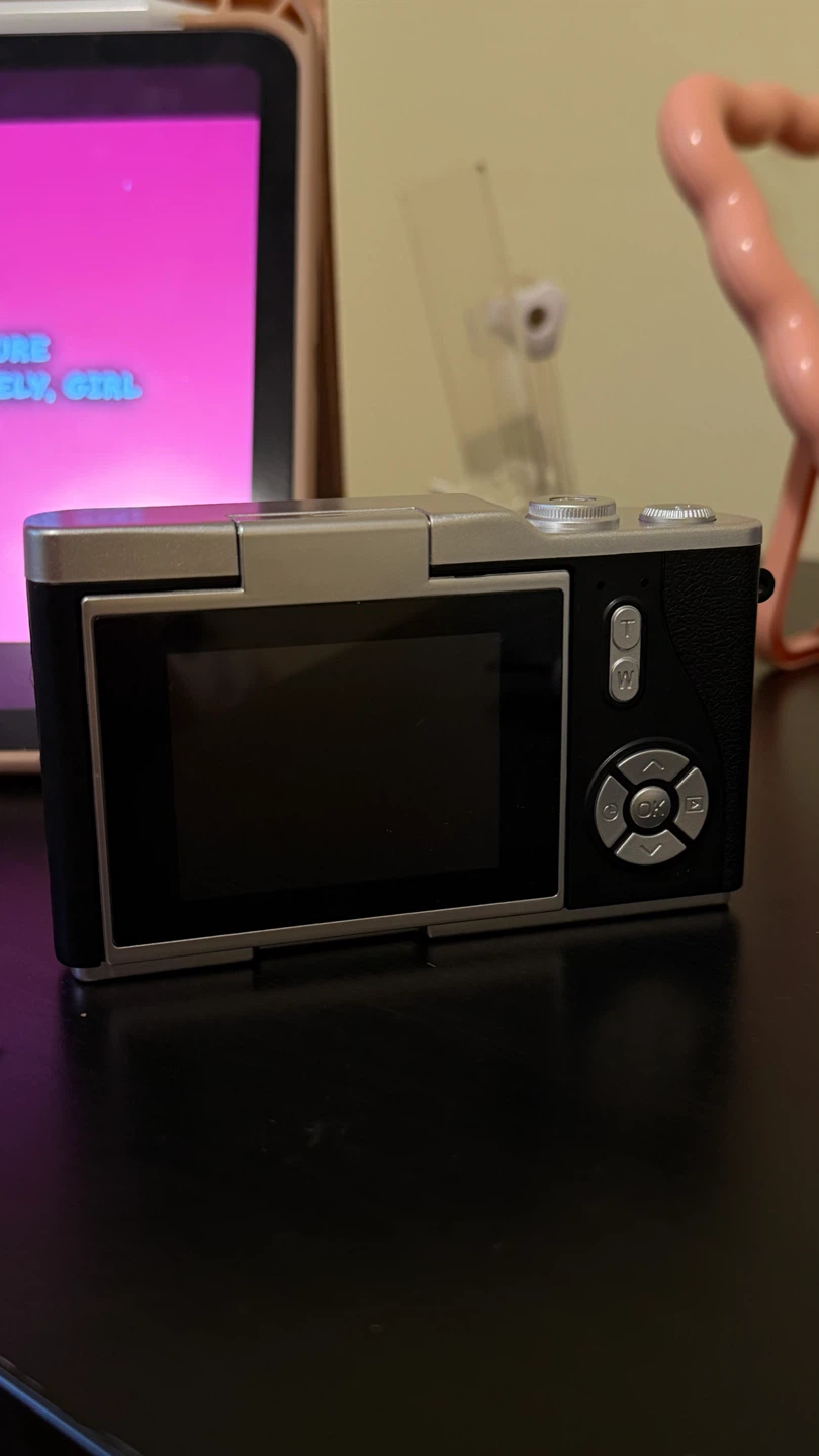 4K Digital Camera - photo 2