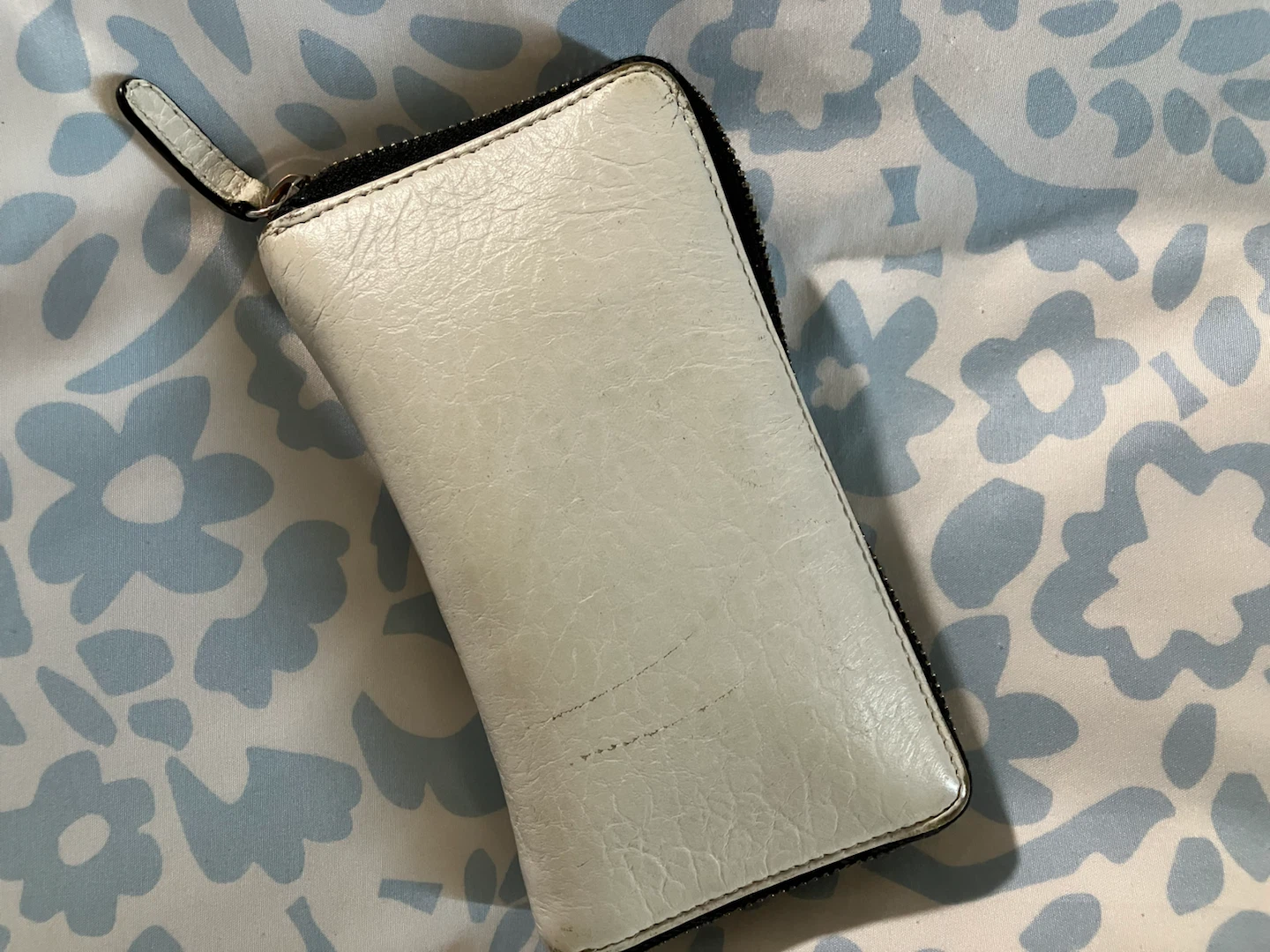 White Leather Clutch Wallet - photo 2