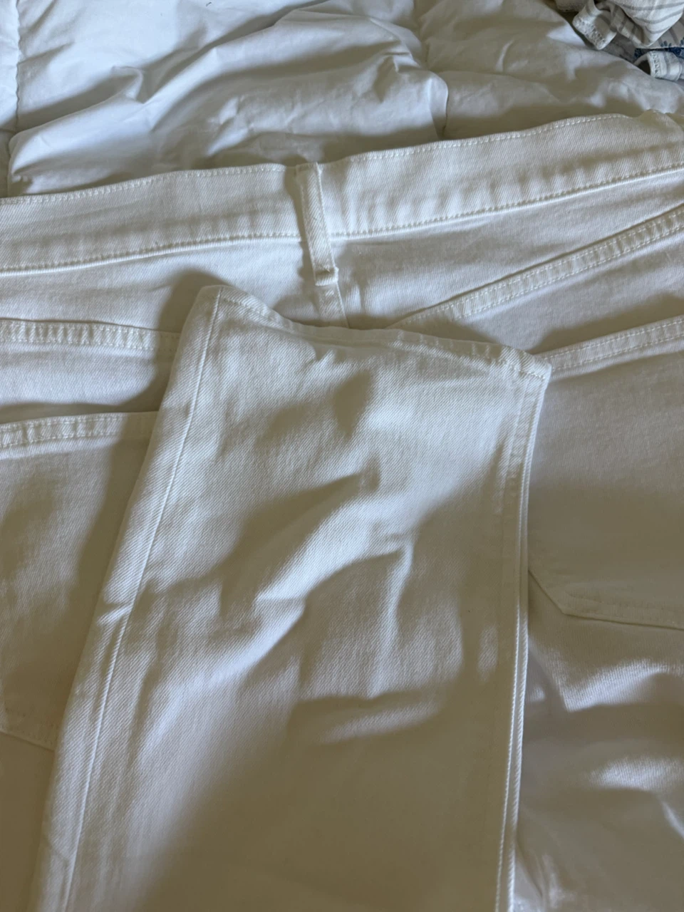 GAP Vintage Slim High Rise Jeans - White - Size 30 - photo 4
