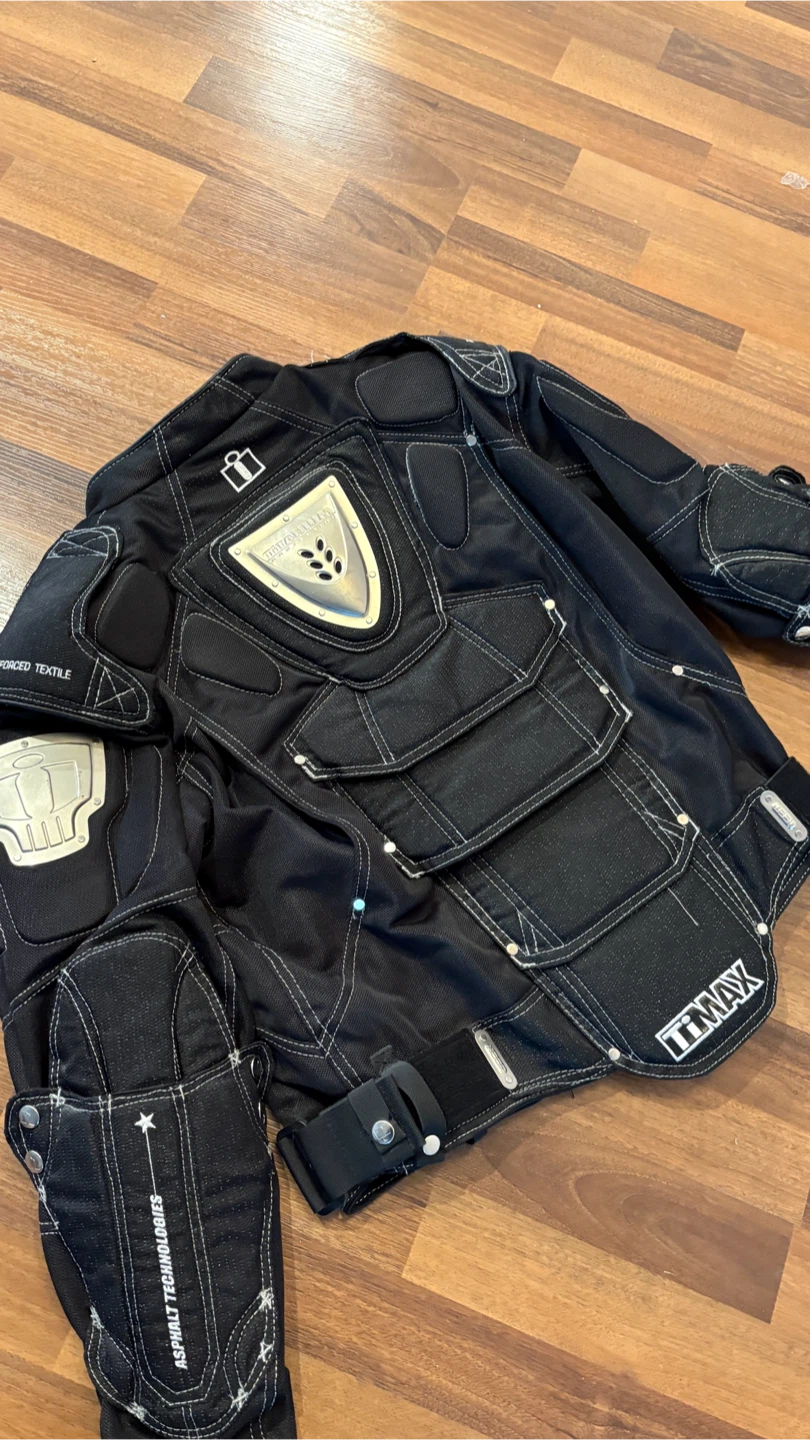 ICON TIMAX Motorcycle Jacket (men’s M) - photo 2