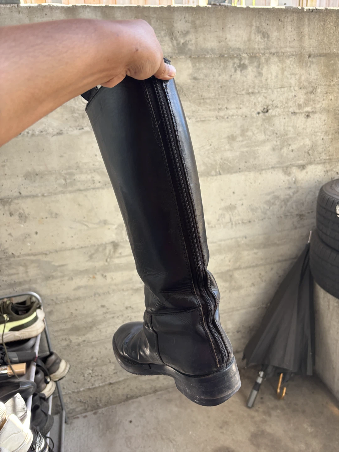 Black Leather Riding Boots - photo 3