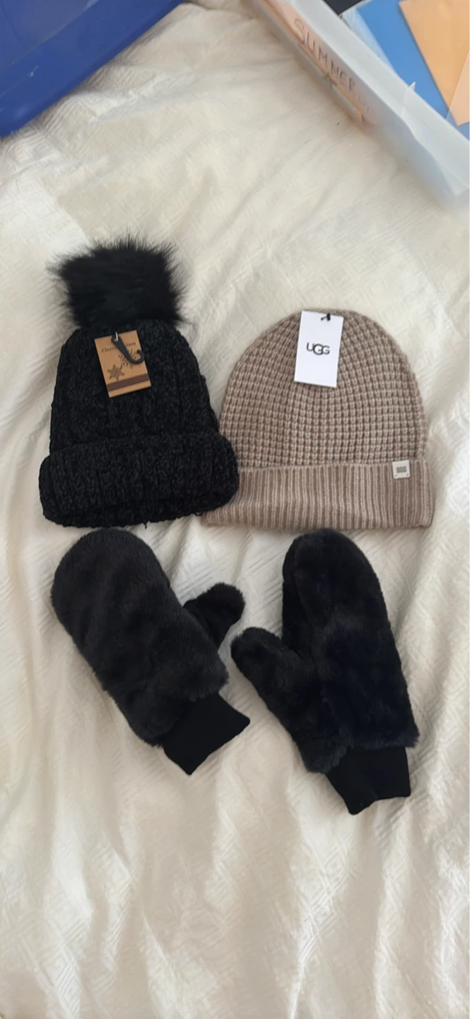 Brand new winter hats $ mittens