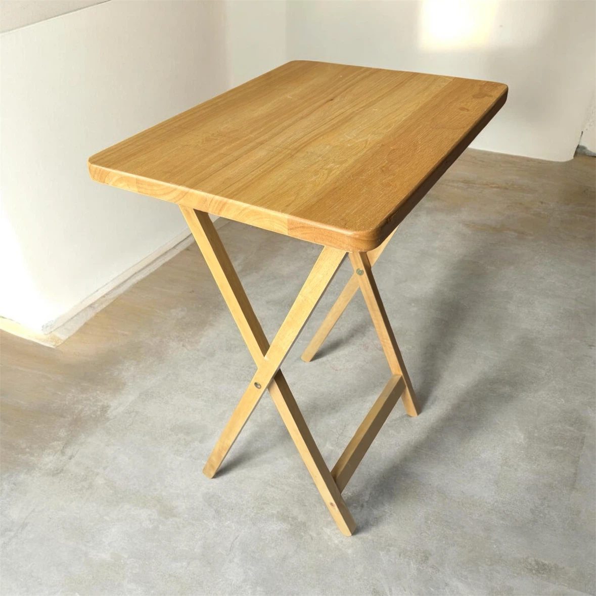 Wooden folding table GUC