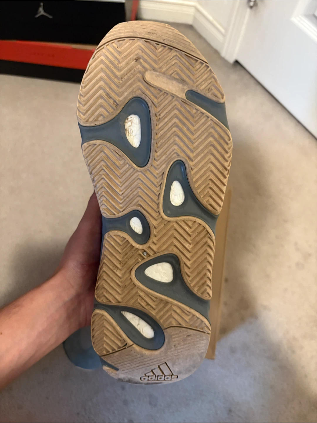 Yeezy 700 teal blue - photo 4