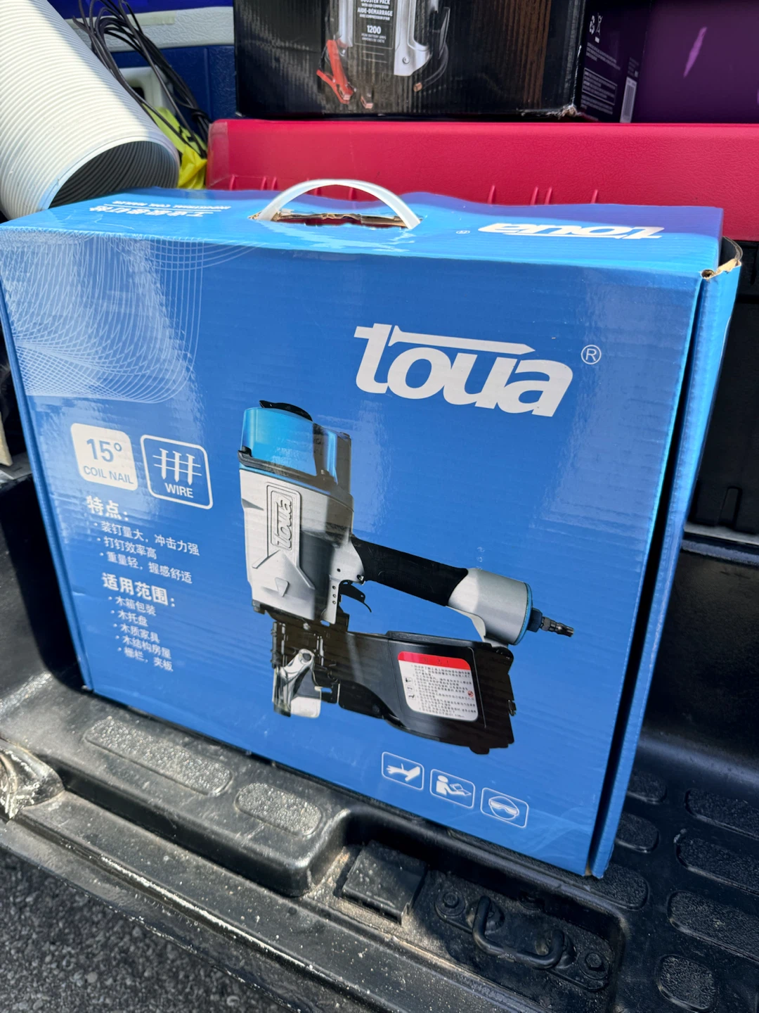 Nail Guns  + Spotnails Crown Staples (2 boxes)
