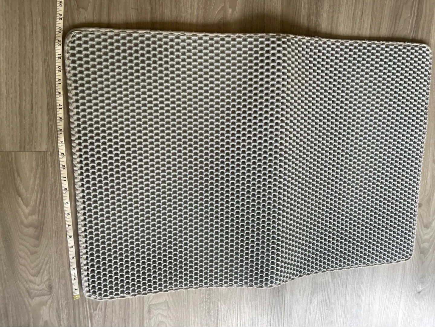 Gray and White Textured Cat Litter Mat - photo 2