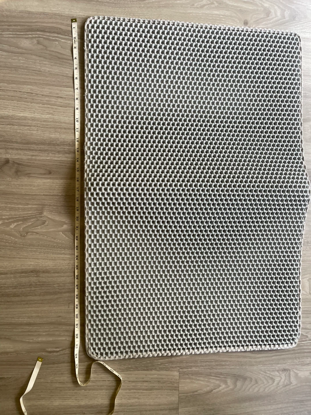 Gray and White Textured Cat Litter Mat - photo 3