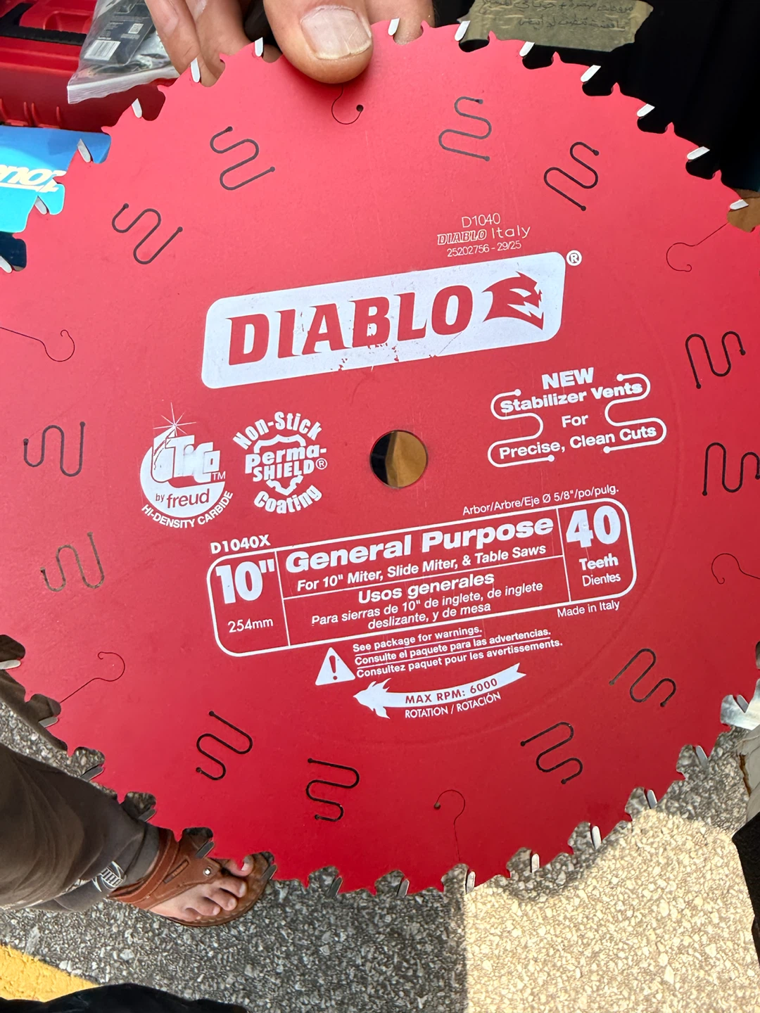 Flexzilla 25ft Air Hose and Diablo 10" Saw Blade - photo 4