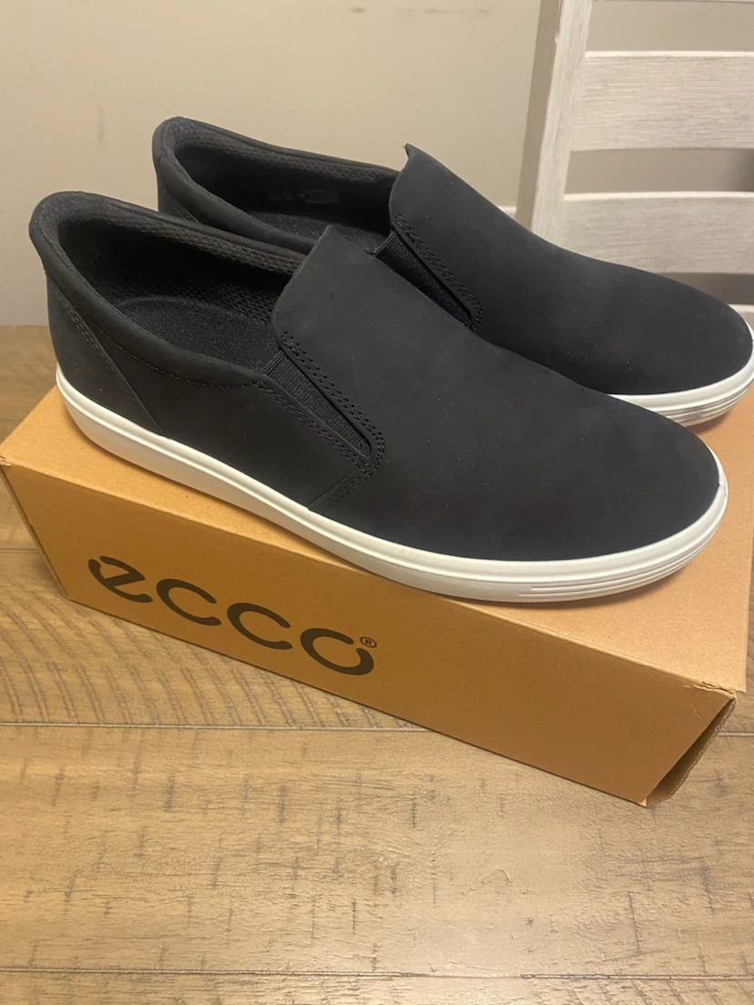 ECCO Black Slip-On Shoes size 40 and 41