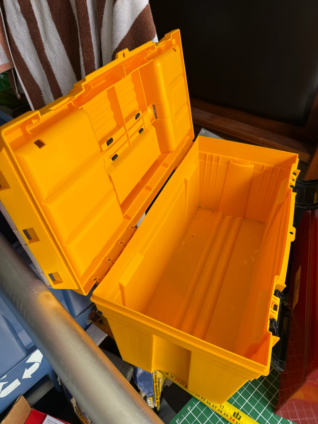 TOOL BOXES