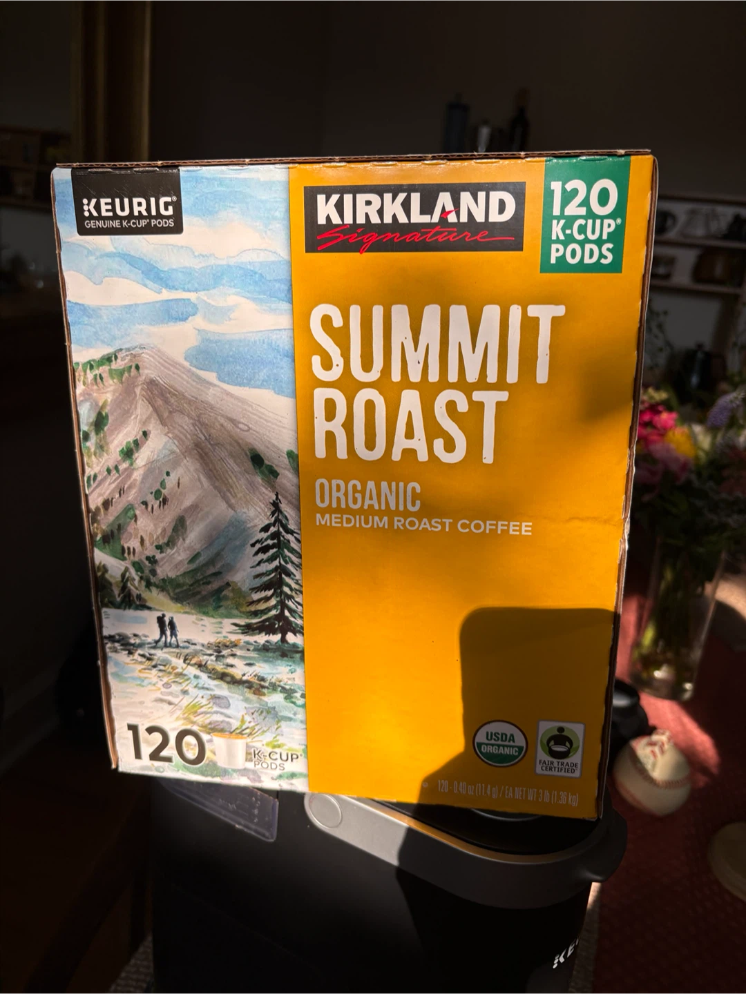 Keurig K-Cup Coffee Maker & Kirkland Summit Roast Coffee Pods - photo 2
