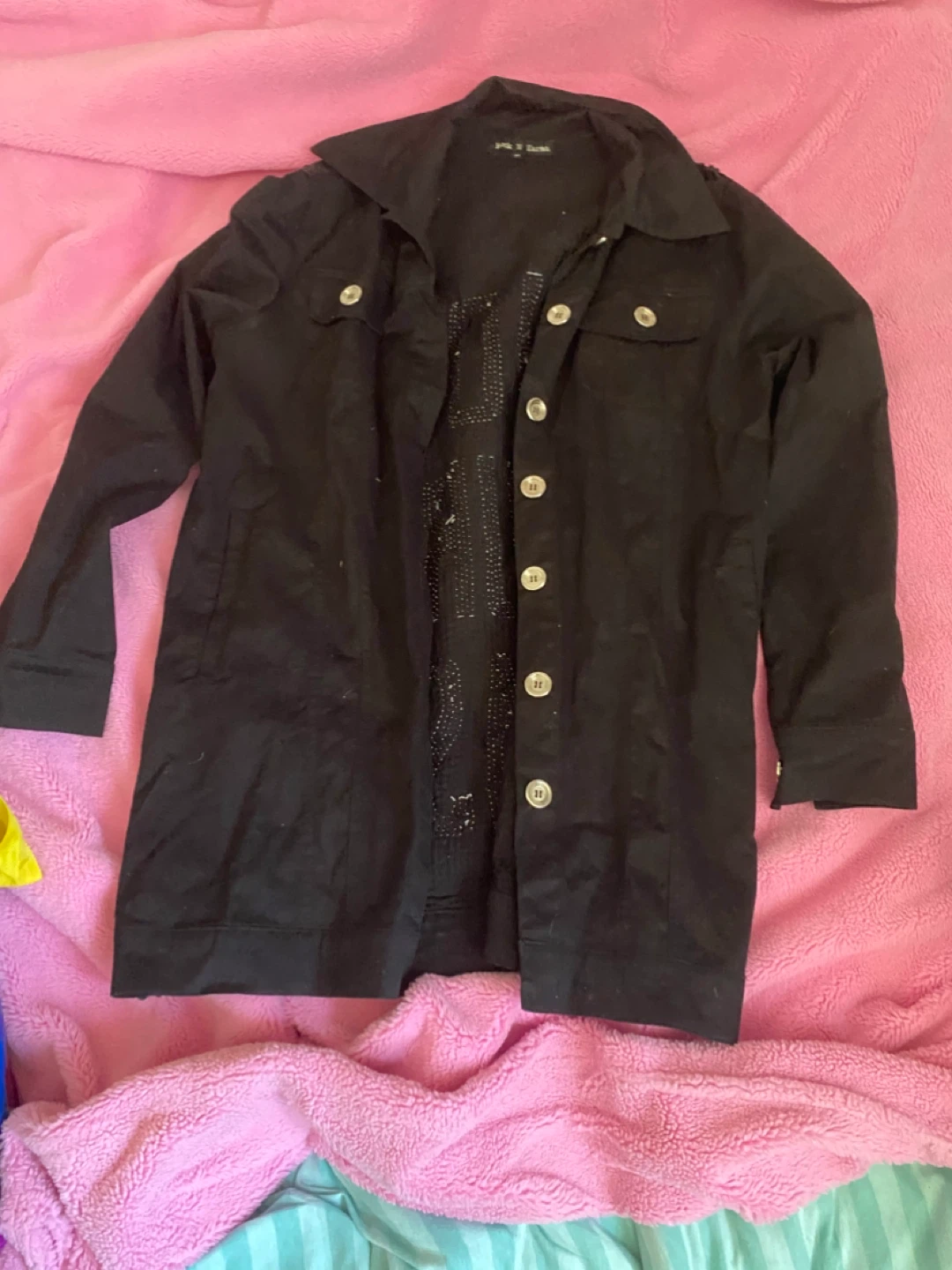 Black sequin jacket with "NO PICTURES PLEASE" text - photo 2