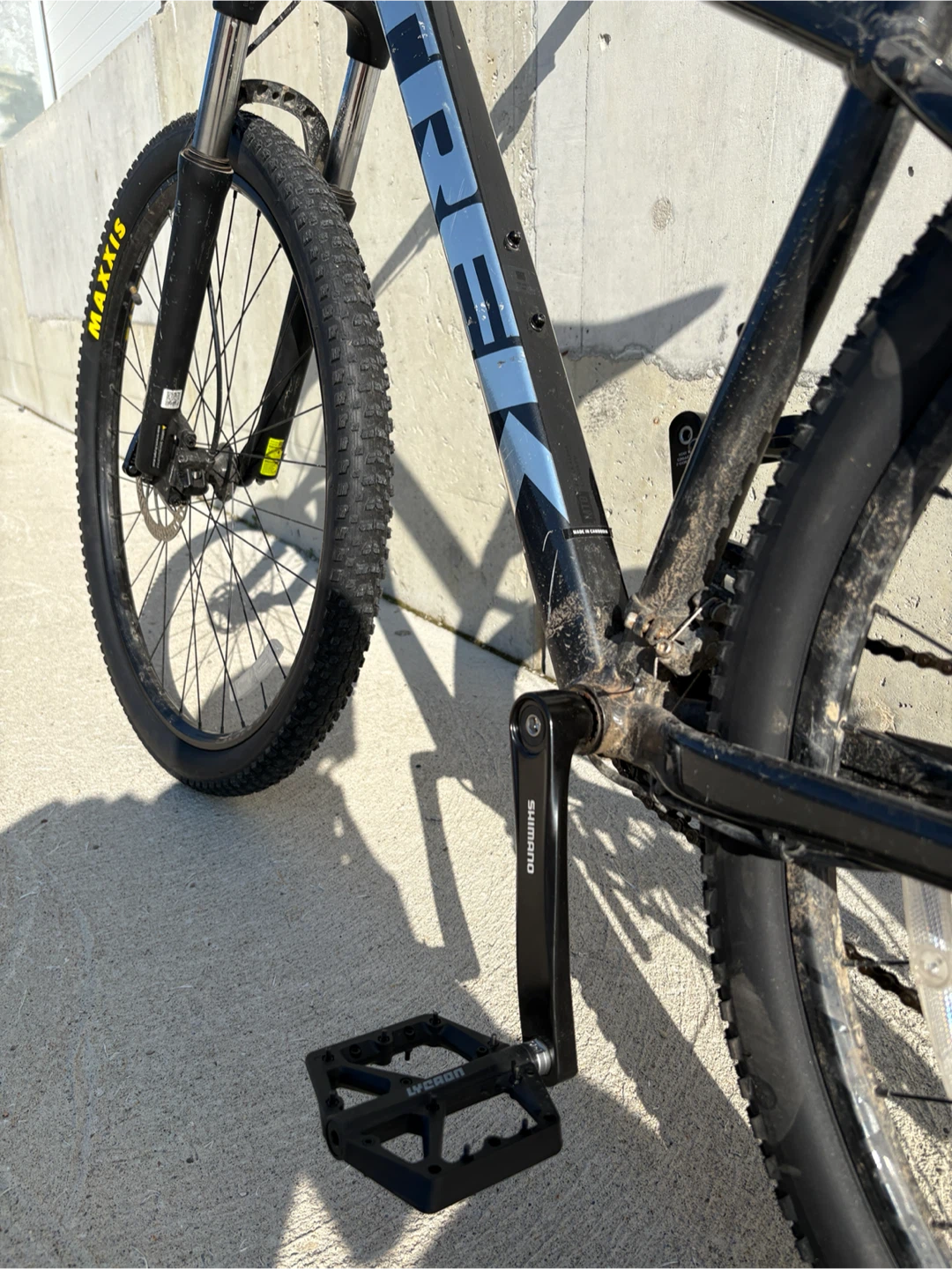 Trek Marlin 5 mountain bike - photo 2