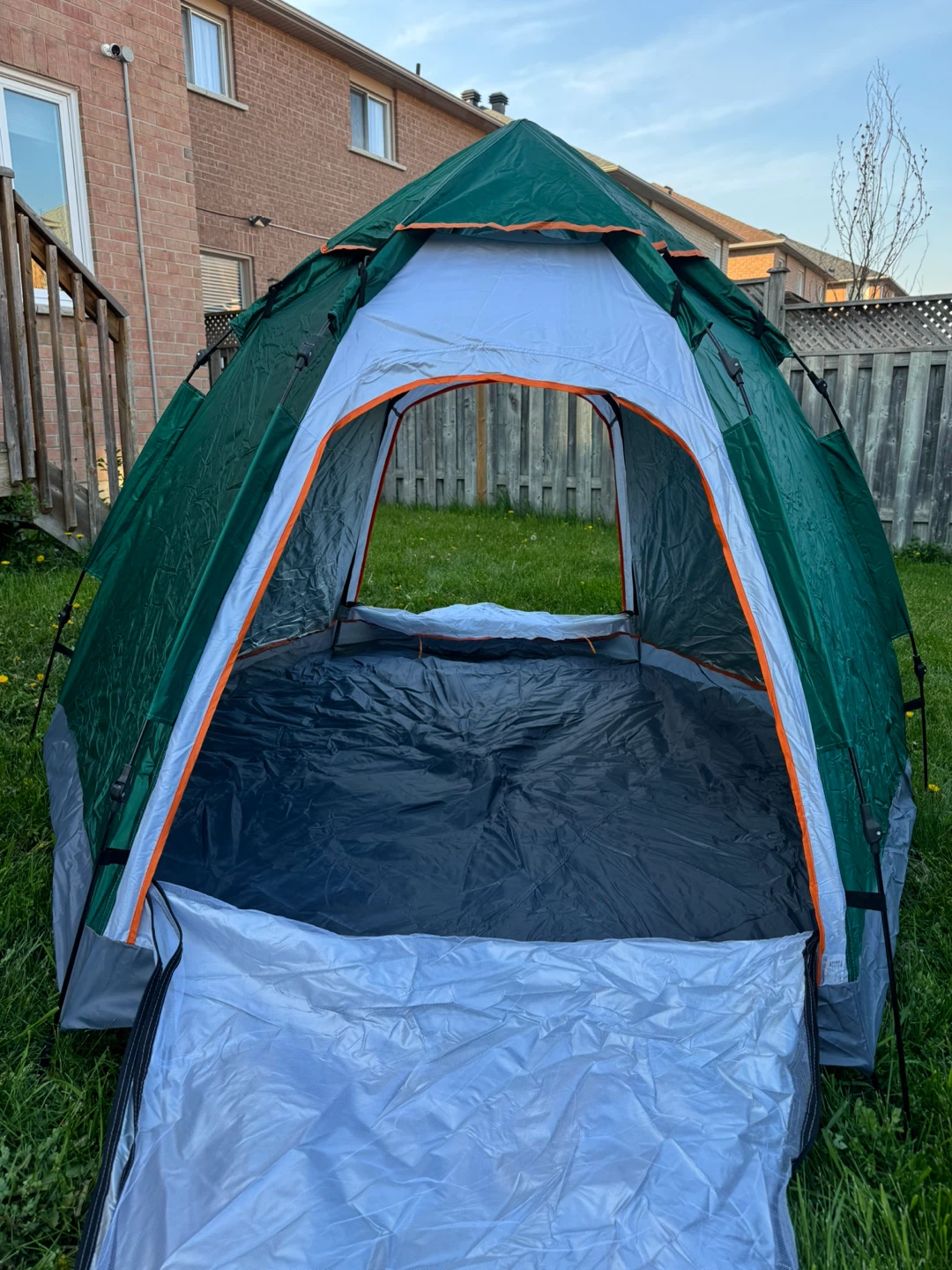 New* quick setup tent - photo 3
