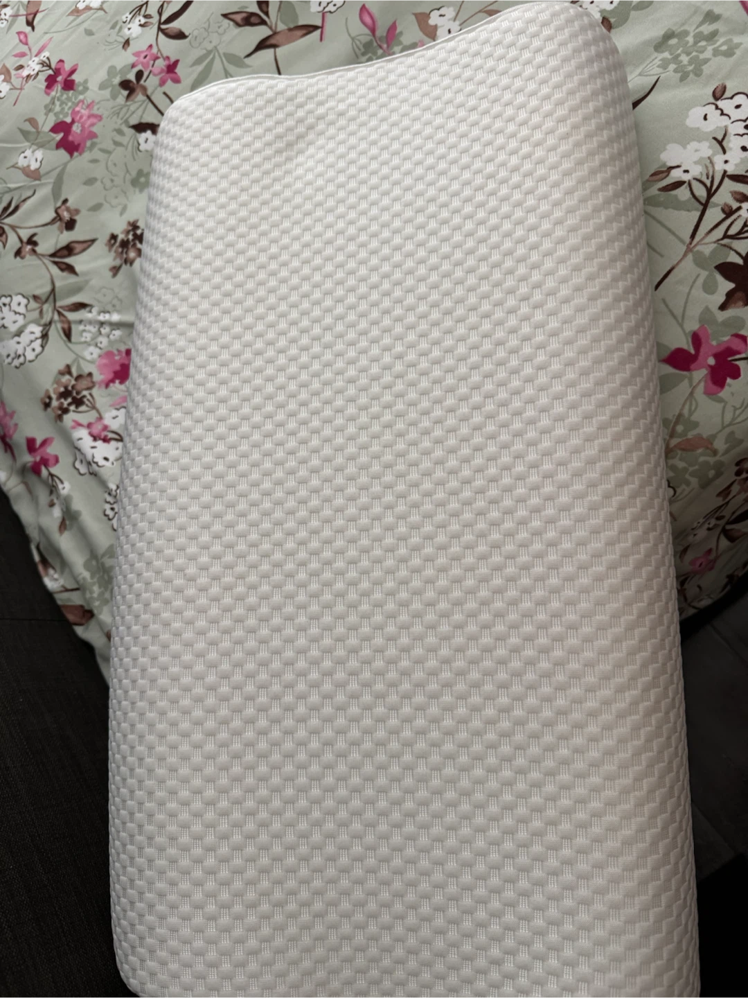 White Memory Foam Pillow