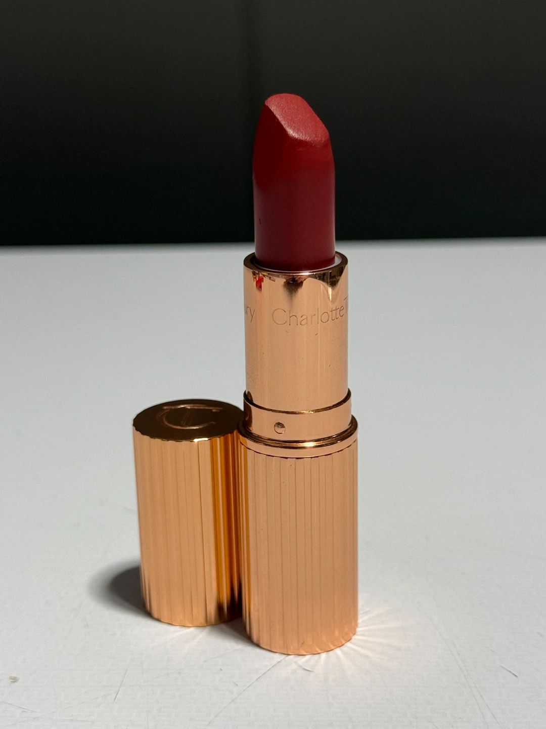 Charlotte Tilbury Matte Revolution Lipstick – Walk of No Shame