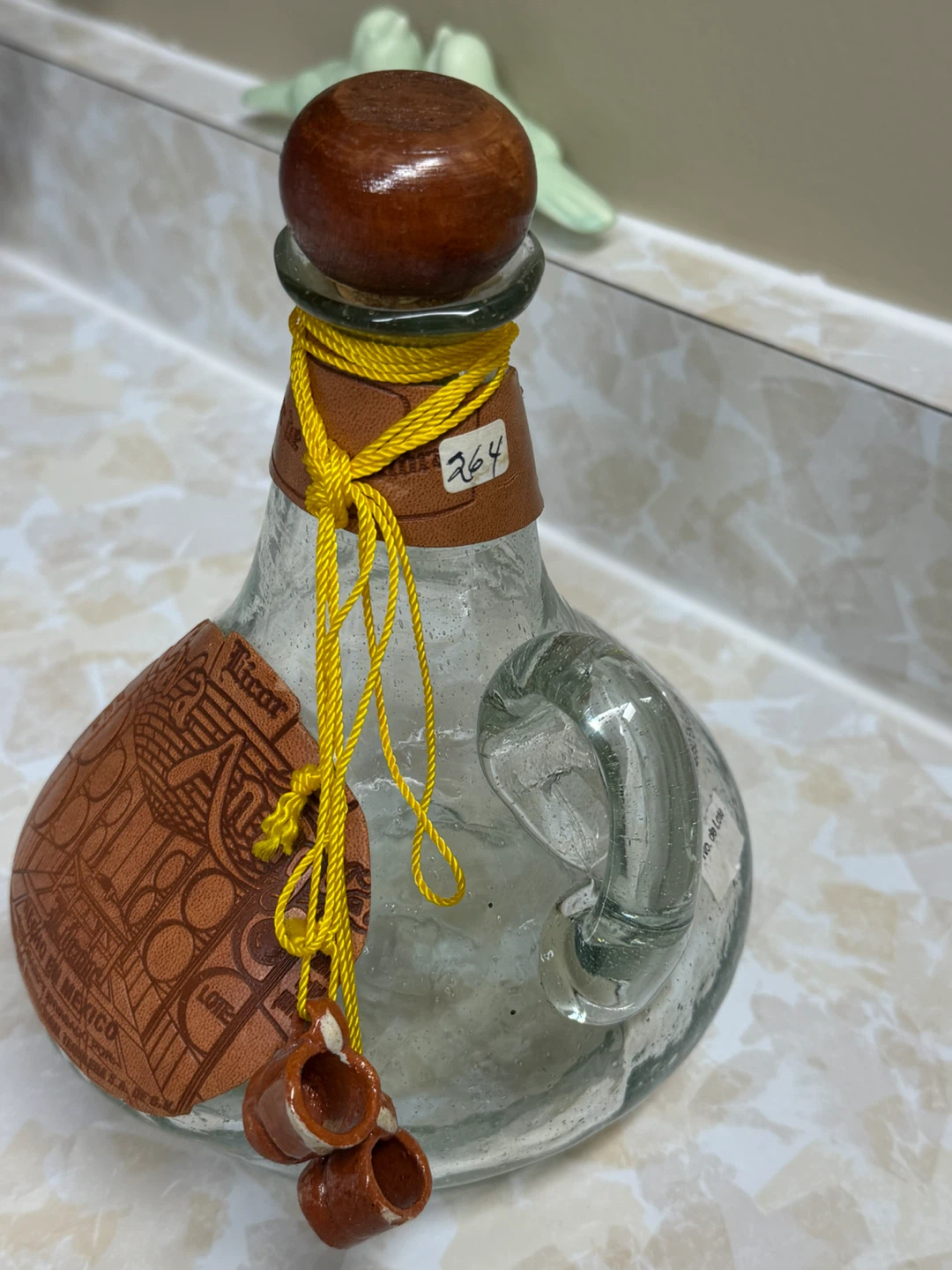 Cava de Oro Añejo Tequila Bottle - photo 3