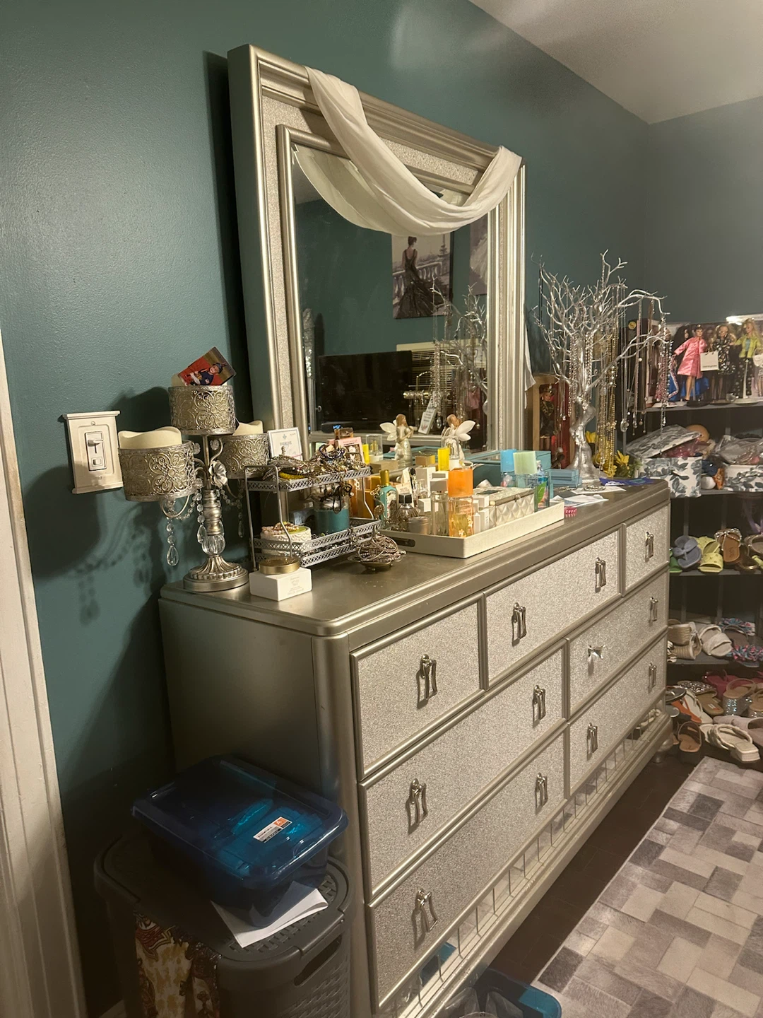 Glam Silver Dresser with Mirror - photo 2