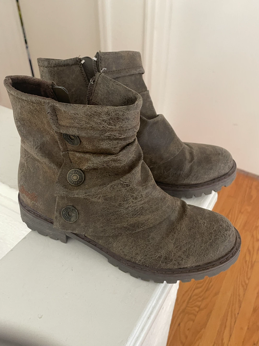 Women's Brown Ruched Ankle Boots Size 7